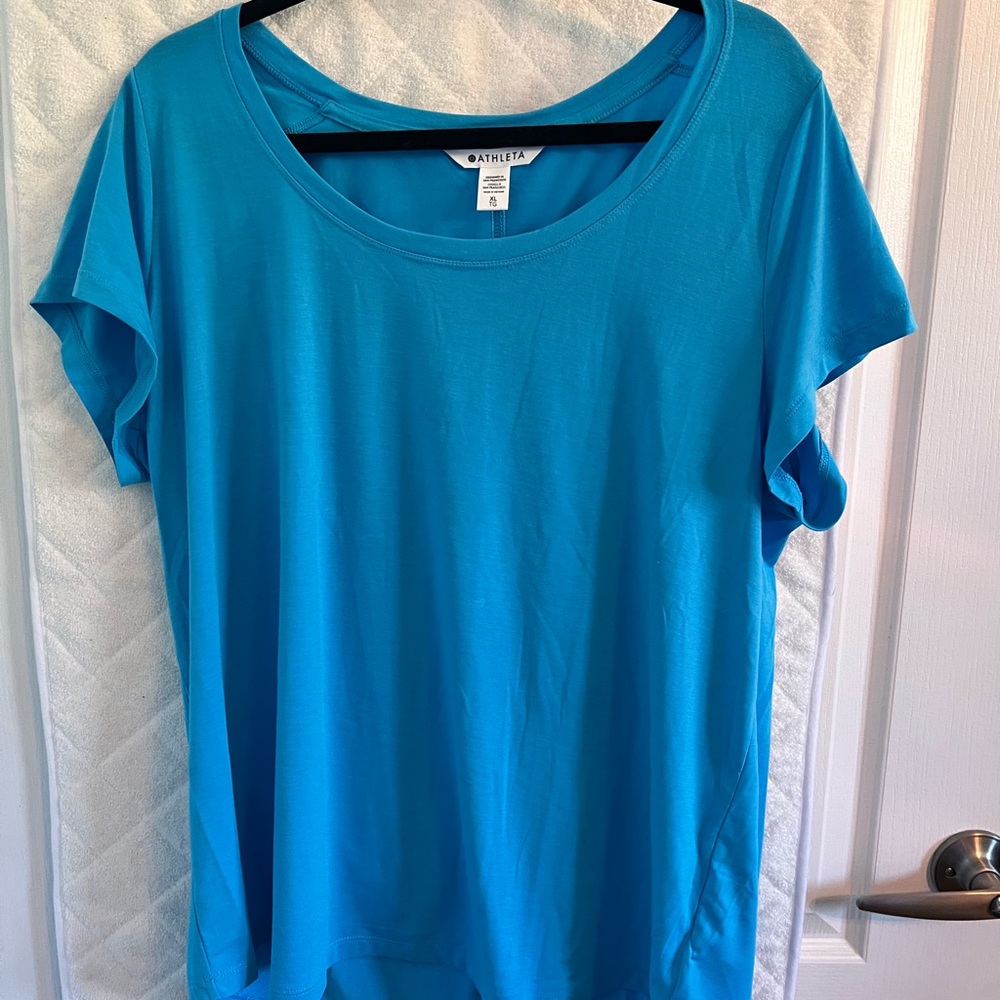 Athleta T-shirt